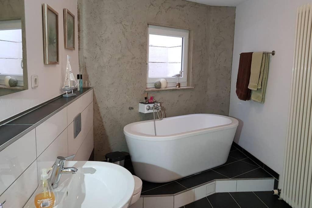 Idyllische Ferienwohnung Zum Wohlfuehlen+Entspannen Lichtenstein  Exterior foto